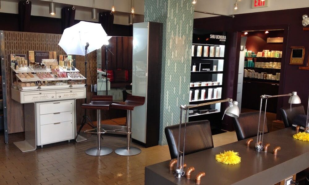 Aru Spa and Salon